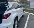 Білий Лексус РХ, об'ємом двигуна 2 л та пробігом 110 тис. км за 28550 $, фото 1 на Automoto.ua
