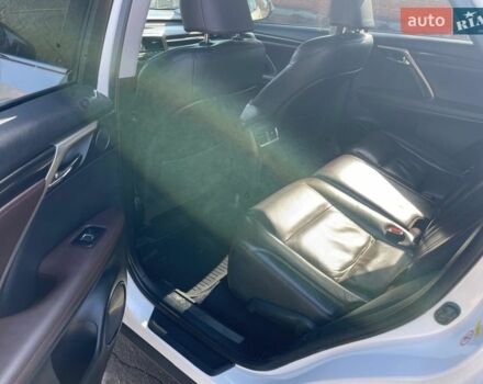 Белый Лексус РХ, объемом двигателя 2 л и пробегом 146 тыс. км за 27500 $, фото 13 на Automoto.ua