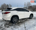 Білий Лексус РХ, об'ємом двигуна 2 л та пробігом 147 тис. км за 27700 $, фото 12 на Automoto.ua