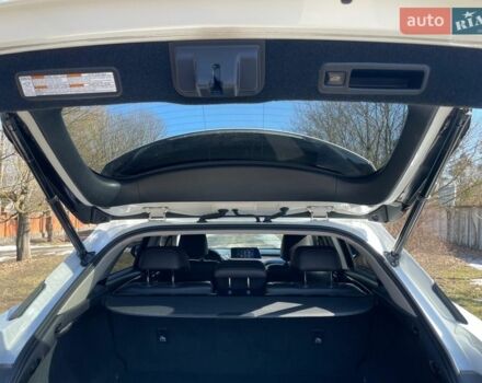 Белый Лексус РХ, объемом двигателя 2 л и пробегом 146 тыс. км за 27500 $, фото 21 на Automoto.ua