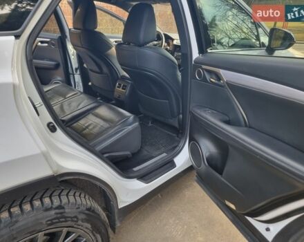 Белый Лексус РХ, объемом двигателя 3.46 л и пробегом 174 тыс. км за 36000 $, фото 19 на Automoto.ua