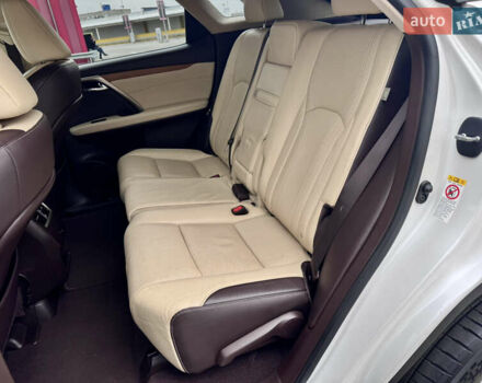 Лексус РХ 2018 в Киеве на Automoto.ua Белый Лексус РХ, объемом двигателя 3.46 л и пробегом 135 тыс. км за 29999 $, фото 48 на Automoto.ua