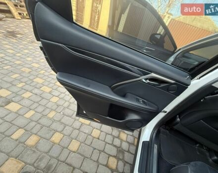 Белый Лексус РХ, объемом двигателя 2 л и пробегом 168 тыс. км за 31500 $, фото 12 на Automoto.ua