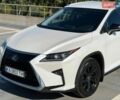 Белый Лексус РХ, объемом двигателя 2 л и пробегом 142 тыс. км за 29900 $, фото 2 на Automoto.ua