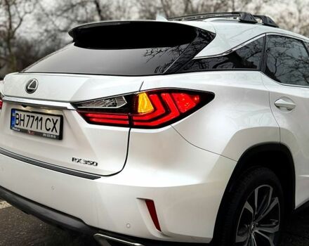 Белый Лексус РХ, объемом двигателя 3.5 л и пробегом 49 тыс. км за 37000 $, фото 4 на Automoto.ua