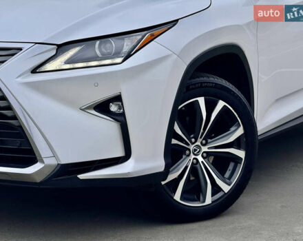 Лексус РХ 2018 в Киеве на Automoto.ua Белый Лексус РХ, объемом двигателя 3.46 л и пробегом 135 тыс. км за 29999 $, фото 4 на Automoto.ua
