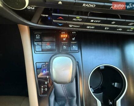 Білий Лексус РХ, об'ємом двигуна 3.5 л та пробігом 62 тис. км за 35500 $, фото 29 на Automoto.ua