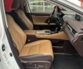 Білий Лексус РХ, об'ємом двигуна 2 л та пробігом 263 тис. км за 26000 $, фото 5 на Automoto.ua