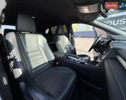 Белый Лексус РХ, объемом двигателя 2 л и пробегом 112 тыс. км за 44000 $, фото 46 на Automoto.ua