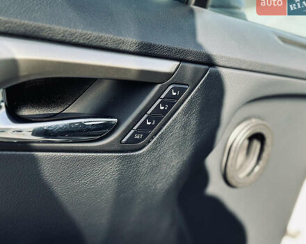 Білий Лексус РХ, об'ємом двигуна 3.46 л та пробігом 125 тис. км за 34000 $, фото 20 на Automoto.ua