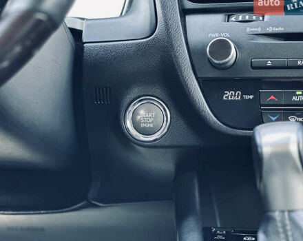 Білий Лексус РХ, об'ємом двигуна 3.46 л та пробігом 125 тис. км за 34000 $, фото 38 на Automoto.ua