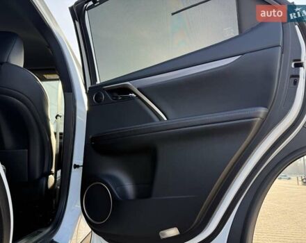 Белый Лексус РХ, объемом двигателя 2 л и пробегом 112 тыс. км за 44000 $, фото 42 на Automoto.ua