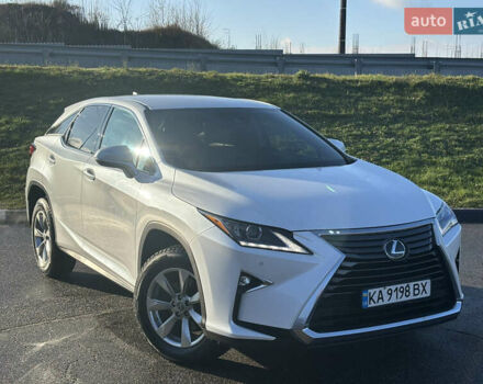 Белый Лексус РХ, объемом двигателя 3.46 л и пробегом 61 тыс. км за 28900 $, фото 2 на Automoto.ua