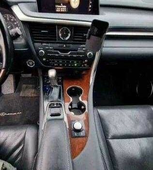 Лексус РХ 2018 в Одессе на Automoto.ua Белый Лексус РХ, объемом двигателя 0 л и пробегом 90 тыс. км за 25000 $, фото 10 на Automoto.ua