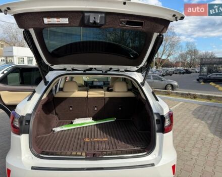 Білий Лексус РХ, об'ємом двигуна 3.46 л та пробігом 77 тис. км за 34000 $, фото 17 на Automoto.ua