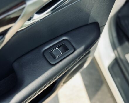 Білий Лексус РХ, об'ємом двигуна 3.5 л та пробігом 125 тис. км за 33999 $, фото 12 на Automoto.ua