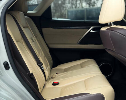 Белый Лексус РХ, объемом двигателя 3.46 л и пробегом 112 тыс. км за 29999 $, фото 12 на Automoto.ua