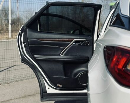 Білий Лексус РХ, об'ємом двигуна 3.5 л та пробігом 125 тис. км за 33999 $, фото 11 на Automoto.ua