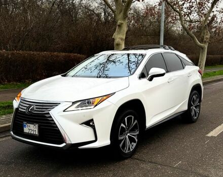 Белый Лексус РХ, объемом двигателя 3.5 л и пробегом 49 тыс. км за 37000 $, фото 1 на Automoto.ua