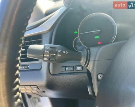 Білий Лексус РХ, об'ємом двигуна 3.5 л та пробігом 170 тис. км за 32490 $, фото 29 на Automoto.ua