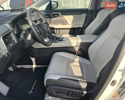 Белый Лексус РХ, объемом двигателя 3.46 л и пробегом 61 тыс. км за 28900 $, фото 7 на Automoto.ua