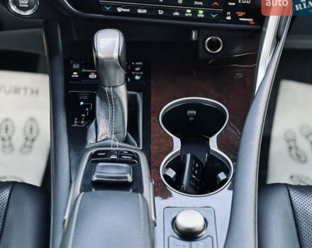 Білий Лексус РХ, об'ємом двигуна 3.46 л та пробігом 125 тис. км за 34000 $, фото 30 на Automoto.ua