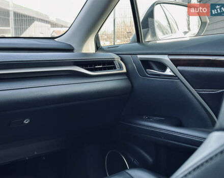 Білий Лексус РХ, об'ємом двигуна 3.46 л та пробігом 125 тис. км за 34000 $, фото 27 на Automoto.ua