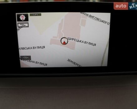 Білий Лексус РХ, об'ємом двигуна 2 л та пробігом 32 тис. км за 39900 $, фото 25 на Automoto.ua