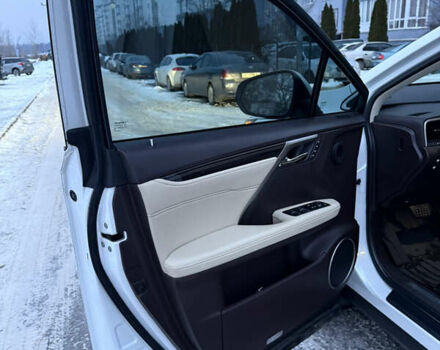 Белый Лексус РХ, объемом двигателя 3.46 л и пробегом 101 тыс. км за 30500 $, фото 15 на Automoto.ua