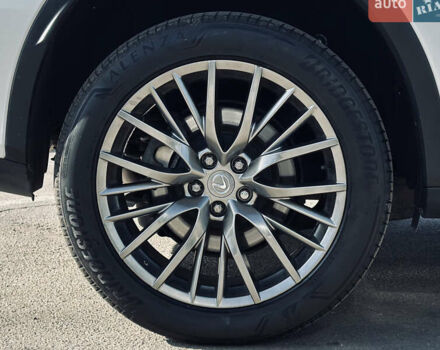 Білий Лексус РХ, об'ємом двигуна 3.46 л та пробігом 125 тис. км за 34000 $, фото 6 на Automoto.ua