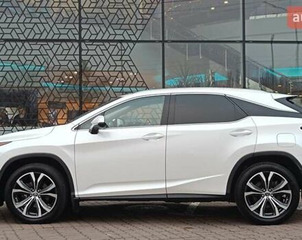 Белый Лексус РХ, объемом двигателя 2 л и пробегом 169 тыс. км за 29468 $, фото 2 на Automoto.ua