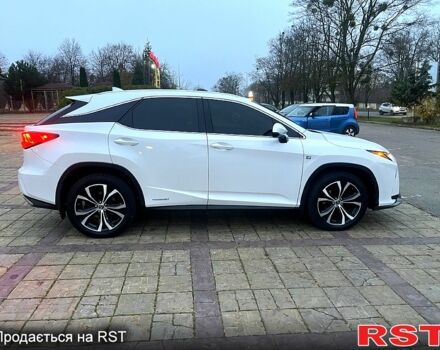 Белый Лексус РХ, объемом двигателя 3.5 л и пробегом 52 тыс. км за 42000 $, фото 3 на Automoto.ua