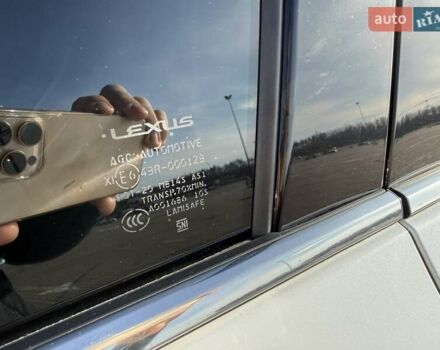 Белый Лексус РХ, объемом двигателя 2 л и пробегом 112 тыс. км за 44000 $, фото 31 на Automoto.ua