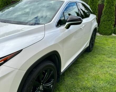 Белый Лексус РХ, объемом двигателя 2 л и пробегом 142 тыс. км за 32500 $, фото 1 на Automoto.ua