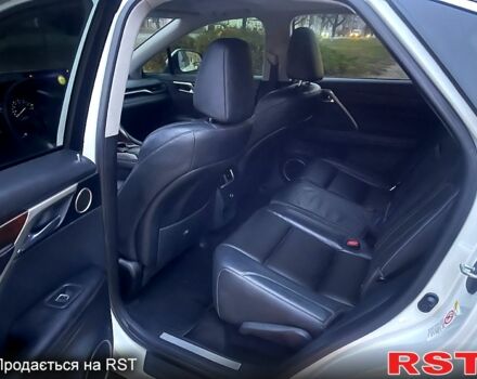 Белый Лексус РХ, объемом двигателя 3.5 л и пробегом 52 тыс. км за 42000 $, фото 8 на Automoto.ua