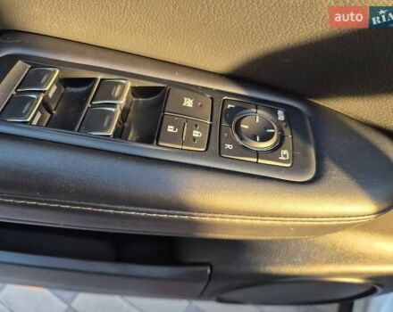 Білий Лексус РХ, об'ємом двигуна 2 л та пробігом 115 тис. км за 36700 $, фото 9 на Automoto.ua
