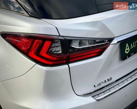 Білий Лексус РХ, об'ємом двигуна 2 л та пробігом 75 тис. км за 38000 $, фото 10 на Automoto.ua