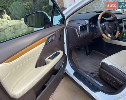 Білий Лексус РХ, об'ємом двигуна 3.46 л та пробігом 47 тис. км за 36400 $, фото 8 на Automoto.ua