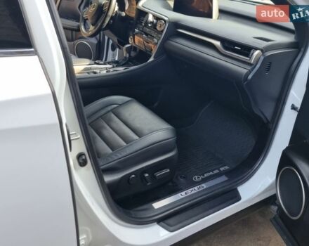 Белый Лексус РХ, объемом двигателя 3.46 л и пробегом 174 тыс. км за 36000 $, фото 21 на Automoto.ua