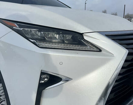Белый Лексус РХ, объемом двигателя 2 л и пробегом 80 тыс. км за 36000 $, фото 10 на Automoto.ua