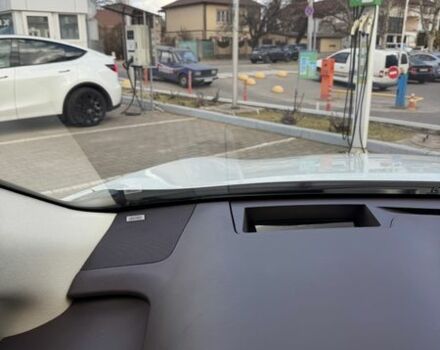 Білий Лексус РХ, об'ємом двигуна 3.46 л та пробігом 77 тис. км за 34000 $, фото 16 на Automoto.ua