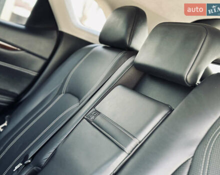 Білий Лексус РХ, об'ємом двигуна 3.46 л та пробігом 125 тис. км за 34000 $, фото 16 на Automoto.ua