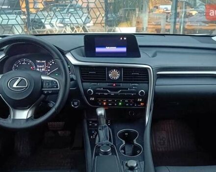 Белый Лексус РХ, объемом двигателя 2 л и пробегом 169 тыс. км за 29468 $, фото 7 на Automoto.ua