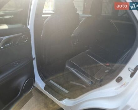 Белый Лексус РХ, объемом двигателя 3.46 л и пробегом 174 тыс. км за 36000 $, фото 18 на Automoto.ua