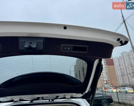 Белый Лексус РХ, объемом двигателя 3.5 л и пробегом 89 тыс. км за 39500 $, фото 32 на Automoto.ua