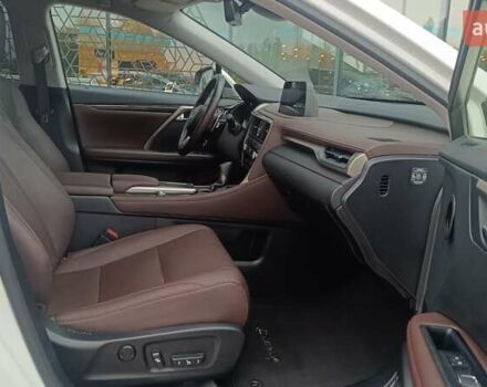 Лексус РХ 2019 в Киеве на Automoto.ua Белый Лексус РХ, объемом двигателя 2 л и пробегом 100 тыс. км за 40758 $, фото 5 на Automoto.ua