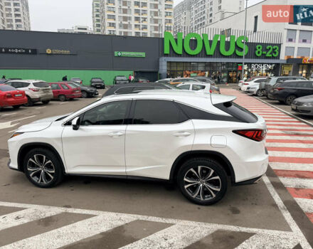 Белый Лексус РХ, объемом двигателя 3.46 л и пробегом 70 тыс. км за 36000 $, фото 6 на Automoto.ua