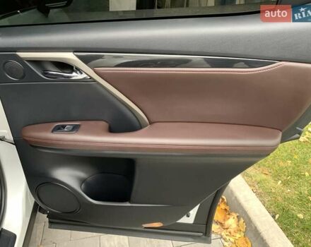 Лексус РХ 2019 у Дніпро (Дніпропетровську) на Automoto.ua Білий Лексус РХ, об'ємом двигуна 3.46 л та пробігом 122 тис. км за 38999 $, фото 52 на Automoto.ua