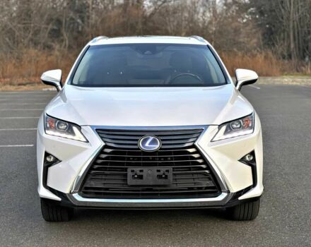 Белый Лексус РХ, объемом двигателя 3.5 л и пробегом 33 тыс. км за 30000 $, фото 1 на Automoto.ua