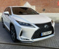 Белый Лексус РХ, объемом двигателя 2 л и пробегом 66 тыс. км за 47999 $, фото 1 на Automoto.ua